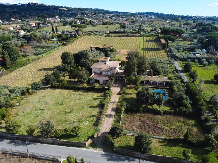 Casa con 6 locali in vendita in Via dei Ceraseti, Castelluccia Fontana Sala, Marino
