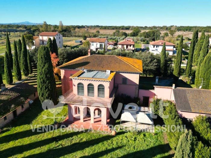 Casa con 6 locali in vendita in Località Cascina, Vitellino, Castiglione del Lago