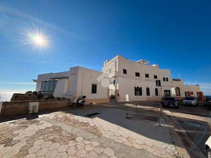 Appartamento trilocale in vendita in Riviera Armando Diaz, Centro Storico, Gallipoli