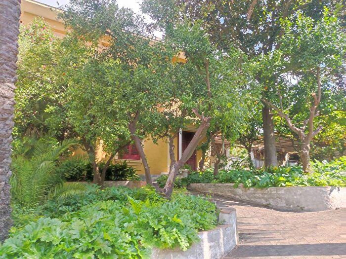 Casa in vendita in Centro, Palma Campania