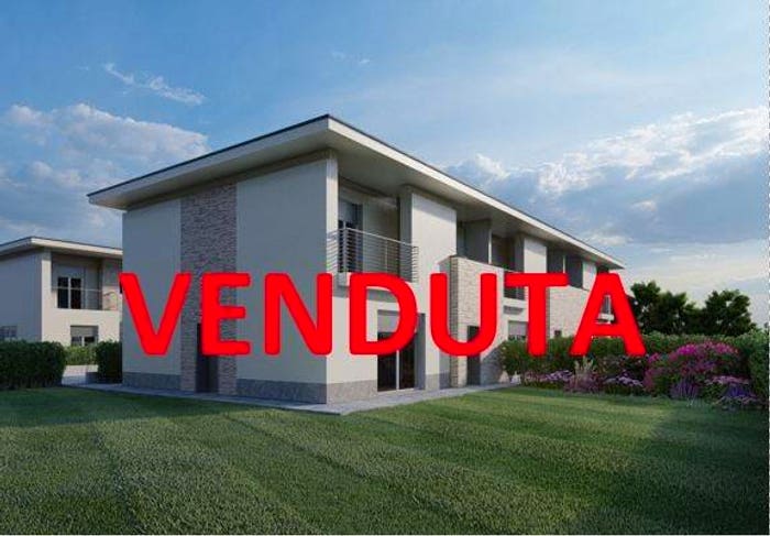 Casa quadrilocale in vendita in Strada per Sulbiate, Aicurzio