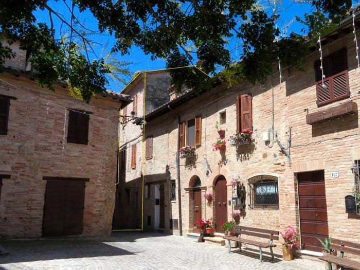 Appartamento con 5 locali in vendita in Via Settembre, Centro, Sarnano