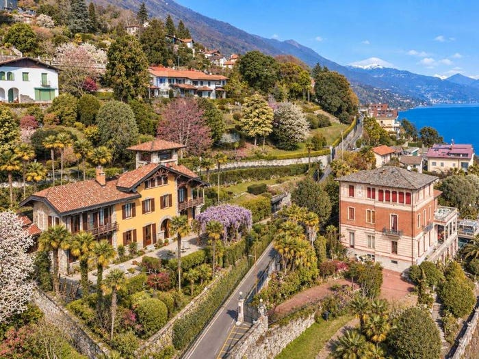 Casa con 6 locali in vendita in Via Guglielmo Marconi, Centro, Ghiffa