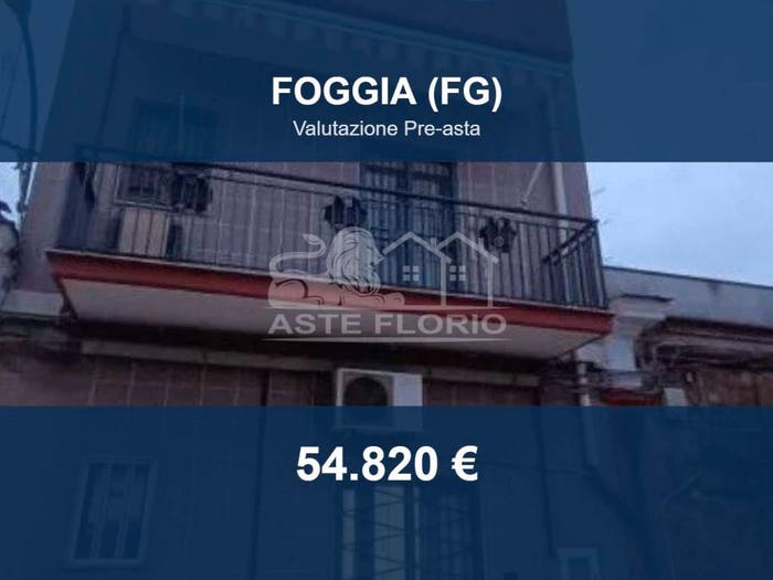 Appartamento con 5 locali in vendita in Vico Silvano, Centro, Foggia