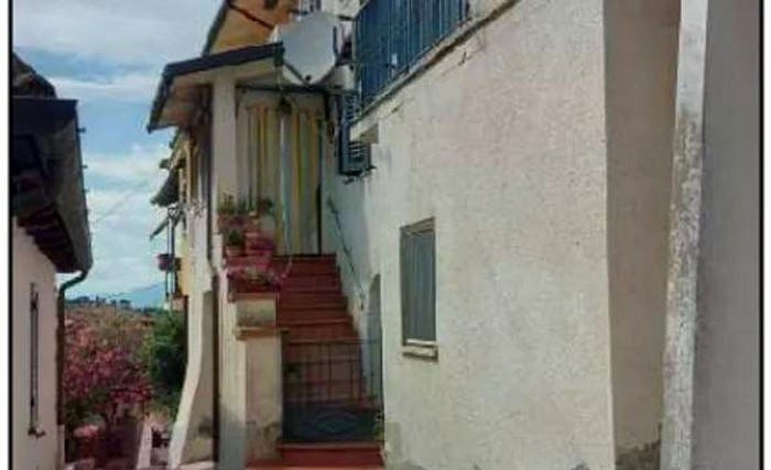Appartamento quadrilocale in vendita in Località Gragnone, Santa Firmina, Arezzo