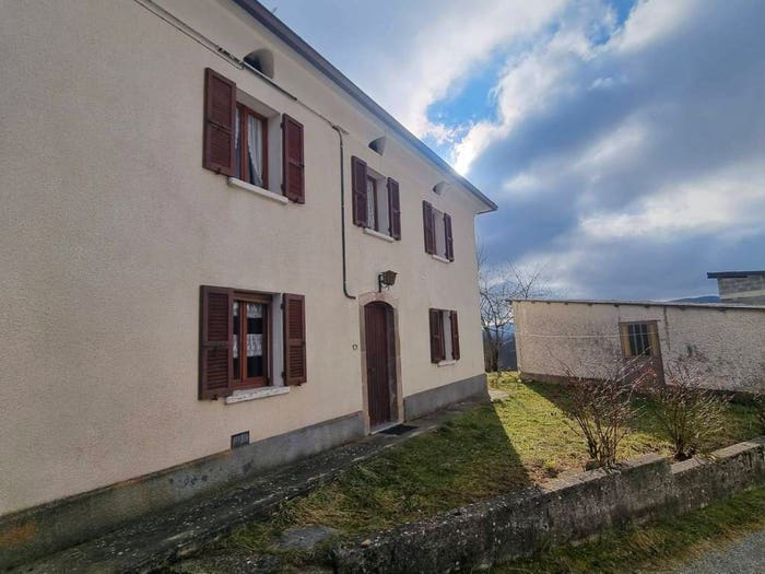 Casa con 5 locali in vendita in Località Franchini, Bardi