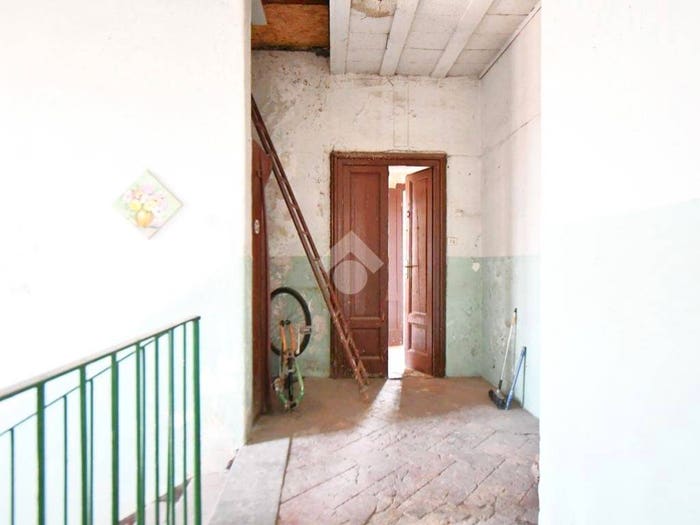 Appartamento con 6 locali in vendita in Via XX Settembre, Centro, Lurate Caccivio