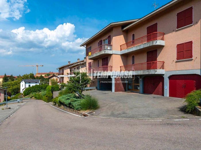 Appartamento trilocale in vendita in Castelnuovo Ne' Monti, Castelnovo Ne' Monti