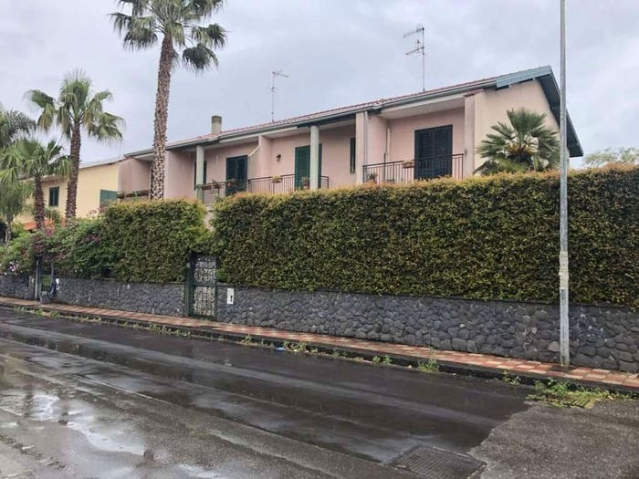 Casa con 6 locali in vendita in Via Leonardo Sciascia, Centro, Giarre