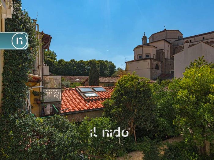Appartamento trilocale in vendita in Via Santa Monaca, San Frediano, Firenze