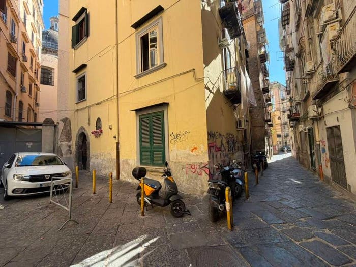 Appartamento bilocale in vendita in via FERRI VECCHI, Centro Storico, Napoli