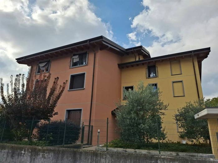 Appartamento trilocale in vendita in Via Isonzo, Centro, Guanzate