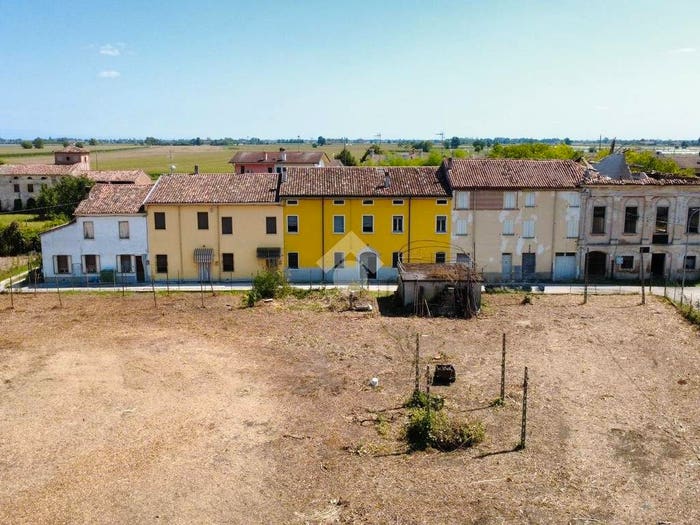 Casa quadrilocale in vendita in Vicolo corrado, Canicossa, Marcaria