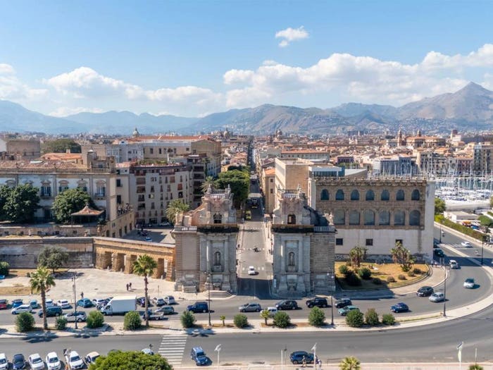 Appartamento bilocale in vendita in Via Butera, Kalsa, Palermo