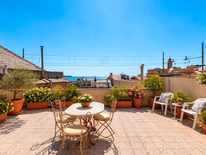 Casa quadrilocale in vendita in Via Felice Gazzolo, Nervi, Genova