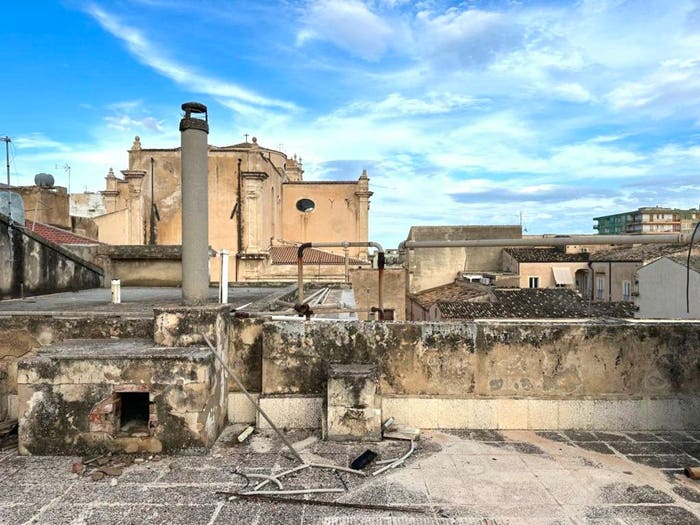 Casa con 6 locali in vendita in Portico Bongiorno, Centro, Avola