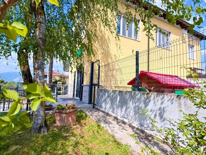 Casa con 6 locali in vendita in Via Resempiano, Sirtori