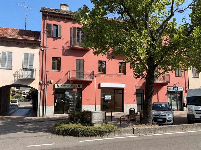 Appartamento quadrilocale in vendita in Corso Langhe, Corso Langhe Moretta Corso Cortemilia, Alba
