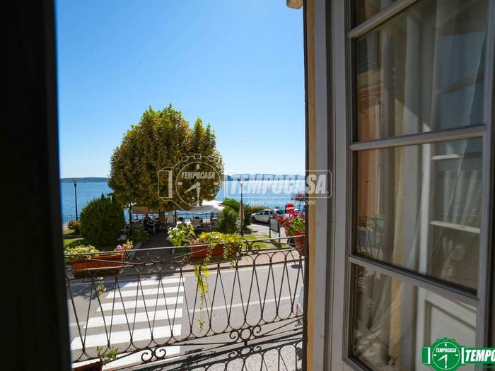 Appartamento quadrilocale in vendita in Via Gaetano Bianchi, Belgirate