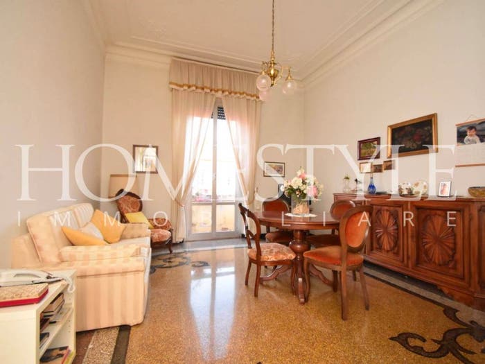 Appartamento con 5 locali in vendita in Salita Inferiore di Sant'Anna, Centro Città, Genova
