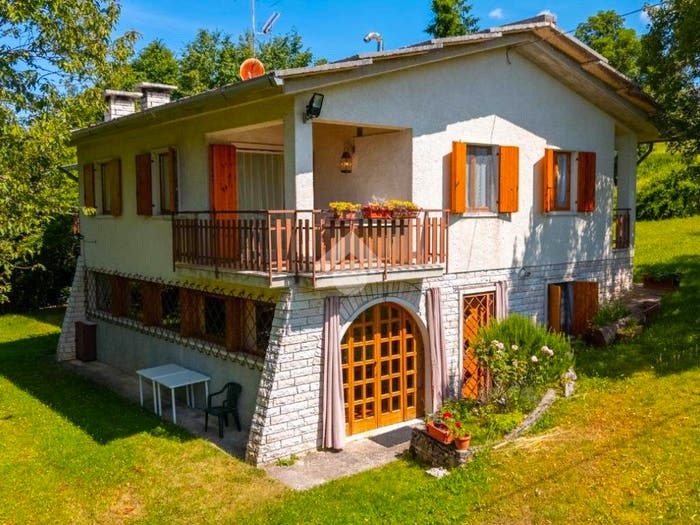 Casa con 6 locali in vendita in Contrada Chiomati, Erbezzo