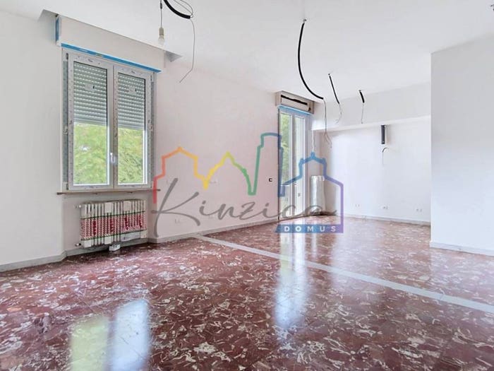 Appartamento con 5 locali in vendita in Via Francesco Niosi, Sant'Antonio, Pisa
