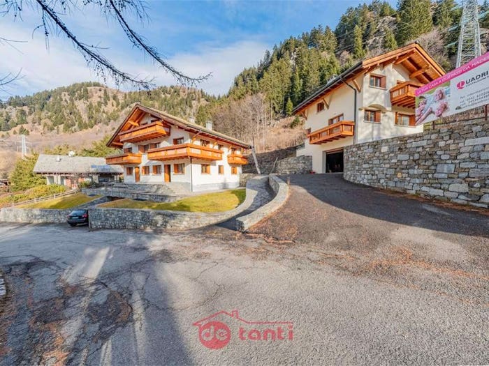 Appartamento trilocale in vendita in Vecchia strada pianazzo, Madesimo