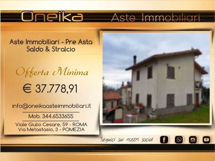 Casa con 6 locali in vendita in VOCABOLO PARADISO Mompeo Rieti, Mompeo