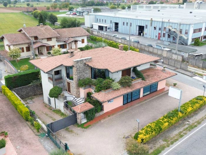 Casa quadrilocale in vendita in Via Mantova, Centro, Montichiari