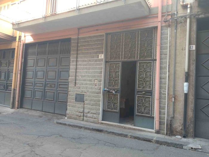 Casa con 5 locali in vendita in Via Vincenzo Monti, Paternò