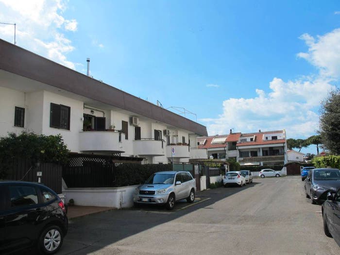 Appartamento trilocale in vendita in Via Marzabotto, Cerenova, Cerveteri