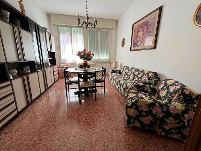 Casa con 6 locali in vendita in Piazzale Maggio, Centro Storico, Pesaro