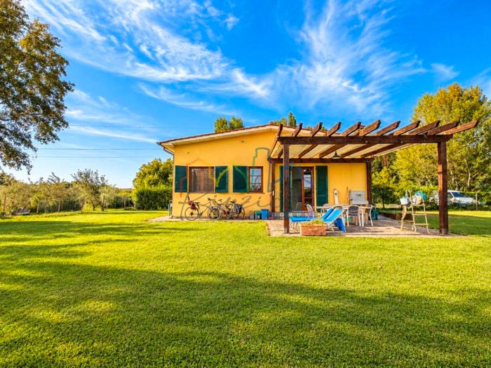 Casa trilocale in vendita in Via Livornese, Marina di Pisa, Pisa