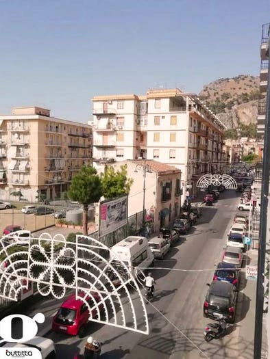 Appartamento con 6 locali in vendita in Centro, Cefalù