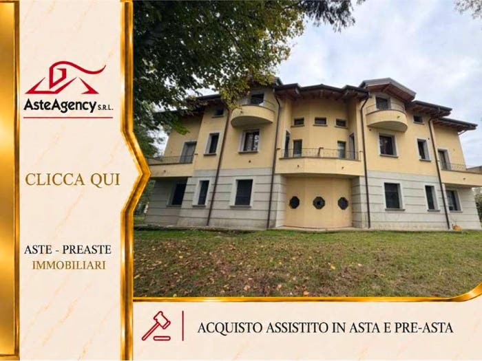 Appartamento trilocale in vendita in Piazza de Capitani, Monticello, Monticello Brianza