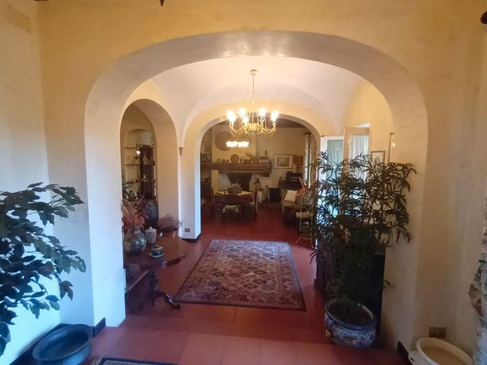 Casa con 6 locali in vendita in Sant'Alessio Carignano, Lucca