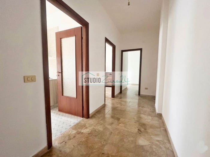 Appartamento con 5 locali in vendita in piazza alcide de gasperi, Centro, Massa