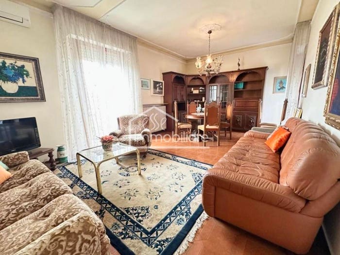 Appartamento quadrilocale in vendita in Vle Palmiro Togliatti, Spicchiosovigliana, Vinci