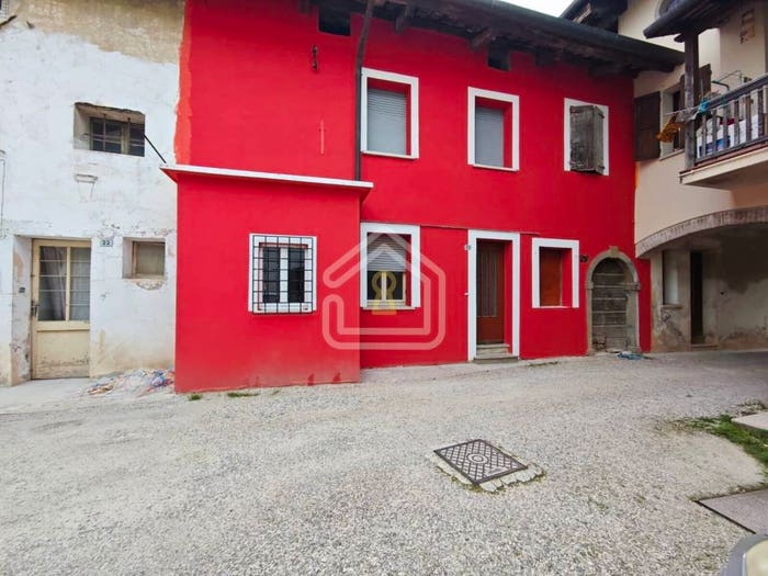 Casa trilocale in vendita in Via Canale Primo, Centro, Codroipo