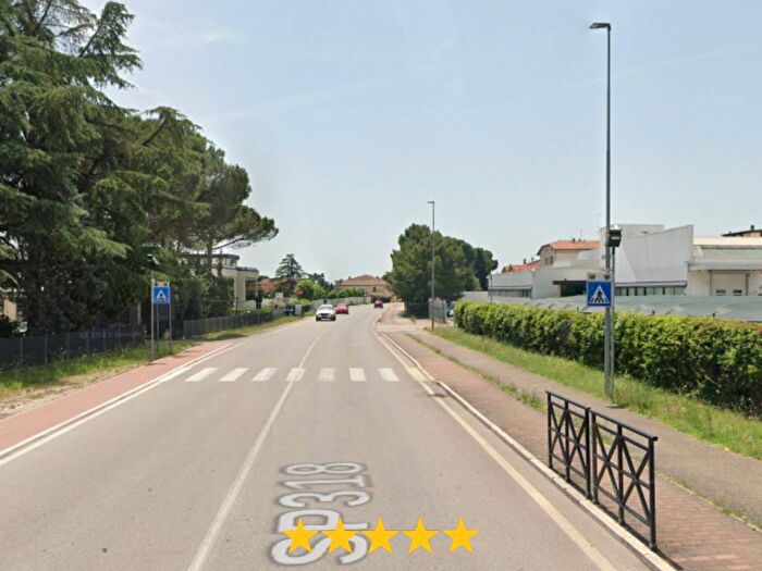 Appartamento con 6 locali in vendita in VIA YURI GAGARIN, Chiugiana La Commenda, Corciano