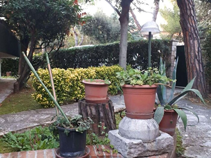 Casa con 6 locali in vendita in via GOBETTI, Poderino Trave, Fano