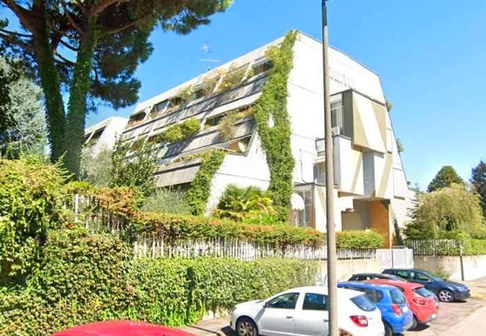 Appartamento con 6 locali in vendita in via Giovanni Amendola, Mazzo Pantanedo, Rho
