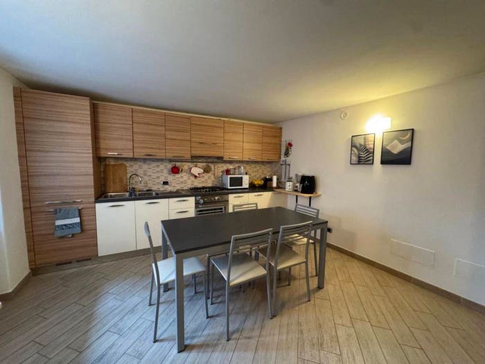 Appartamento quadrilocale in vendita in Via Santa Caterina, Centro, Ardesio