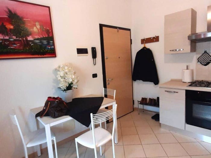 Appartamento bilocale in affitto in Via San Giovanni Lupatoto, Borgo Roma, Verona