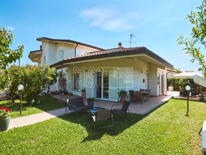 Casa con 6 locali in vendita in Via Novembre, Borghetto Melara, Fosdinovo