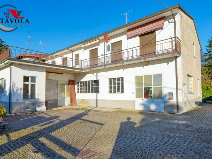 Appartamento bilocale in vendita in Via della Vittoria, Brenno Useria, Arcisate
