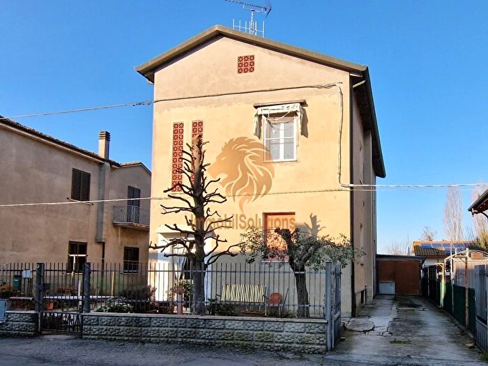 Appartamento con 5 locali in vendita in Via Bagnolina, Forli'