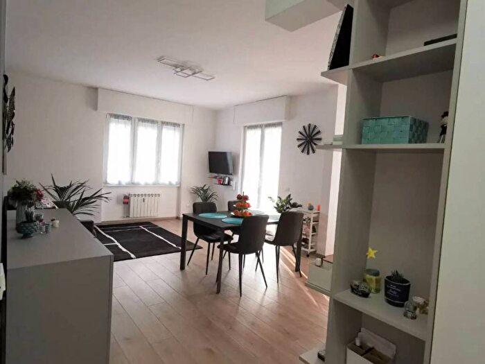 Appartamento trilocale in vendita in Via San Bernardo, Centro, Bordighera