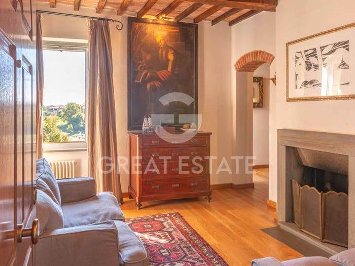 Appartamento con 6 locali in vendita in Piazza Giacomo Matteotti, Centro, Città della Pieve