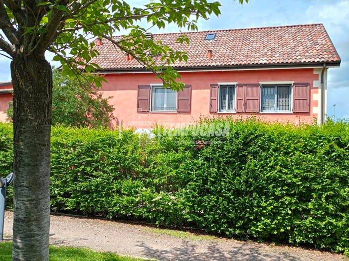 Appartamento trilocale in vendita in Via borgo, Formigine